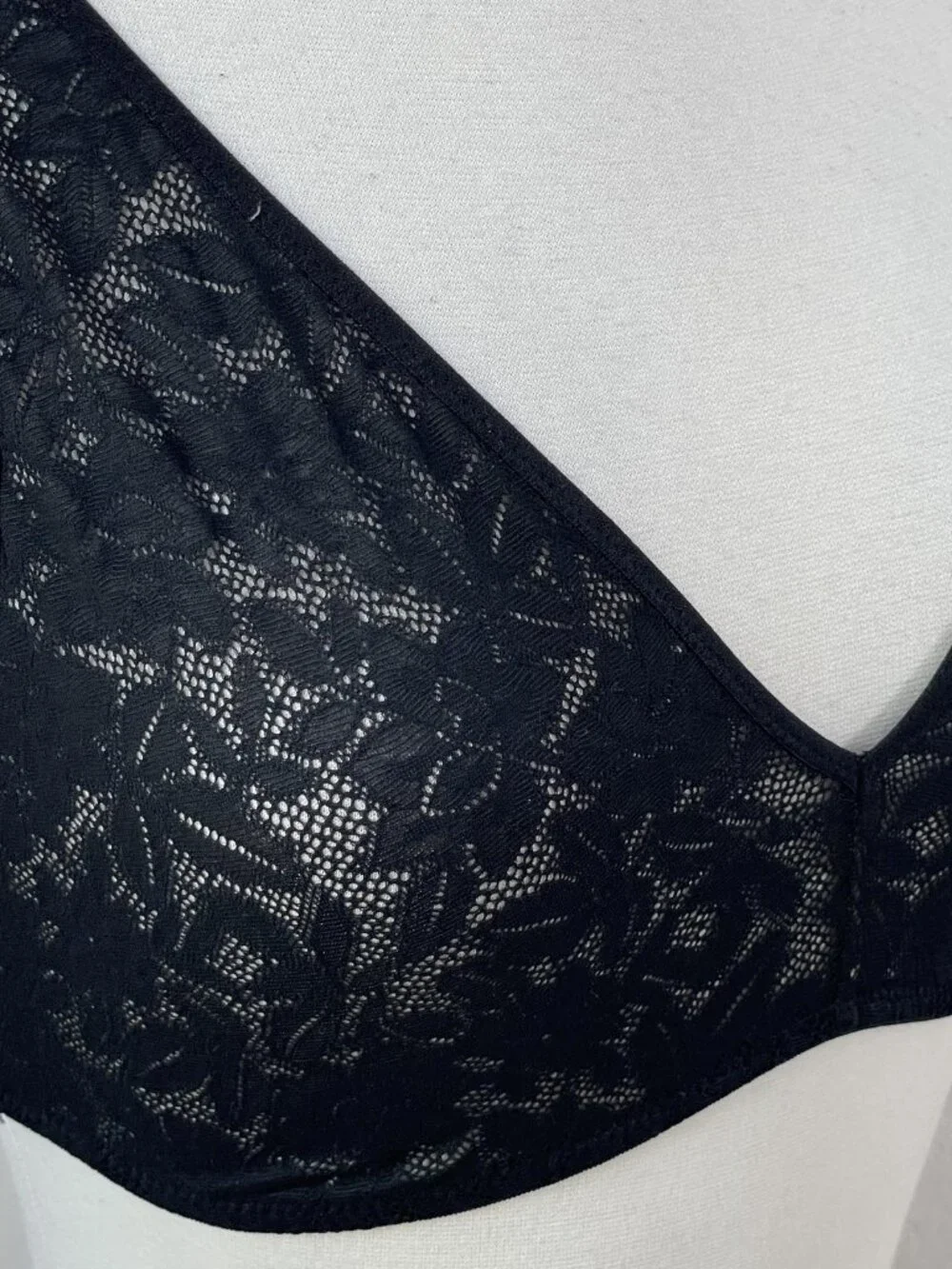 NEW State Of Day Bra Bralette‎ Womens Small Black Lace Wireless Sheer Unlined